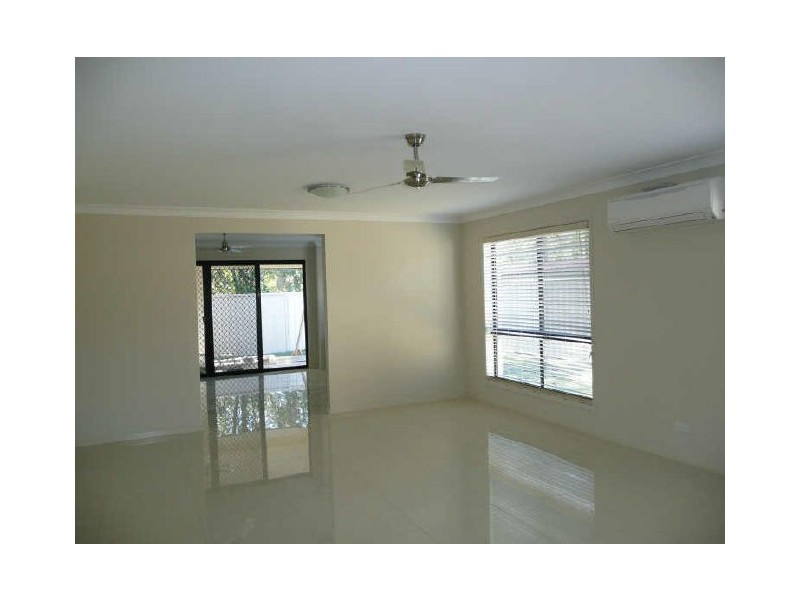 8 Darragh Street, Bracken Ridge QLD 4017