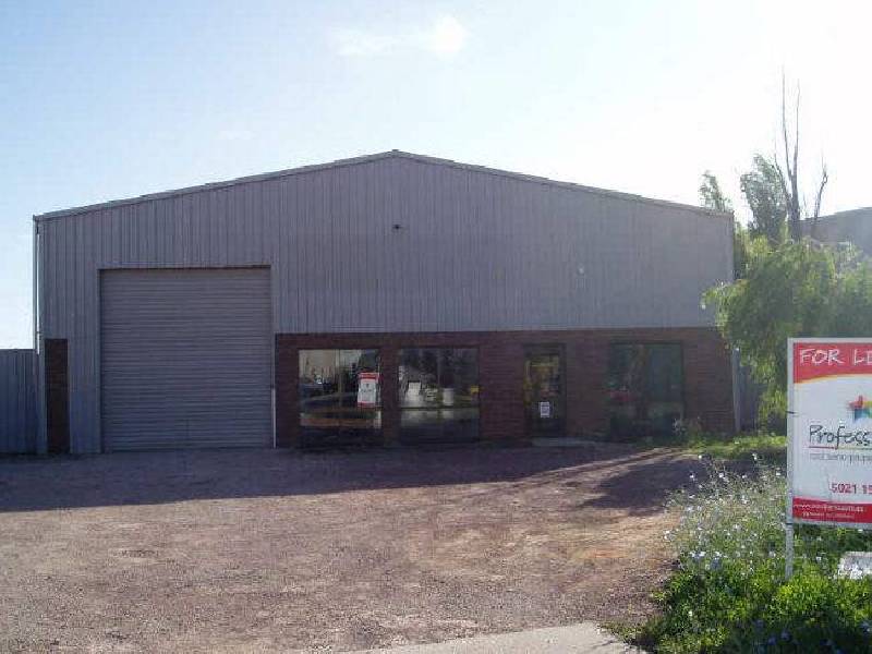 4 Hynes Court, Mildura VIC 3500