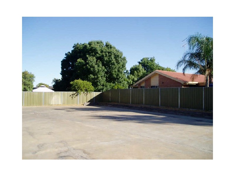 4/2103 Fifteenth Street, Irymple VIC 3498