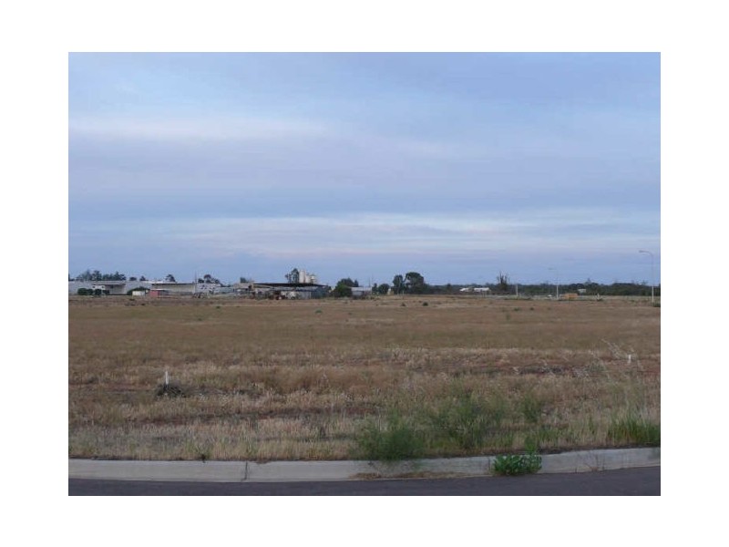 Corbett Avenue (off Silver City Highway), Buronga NSW 2739