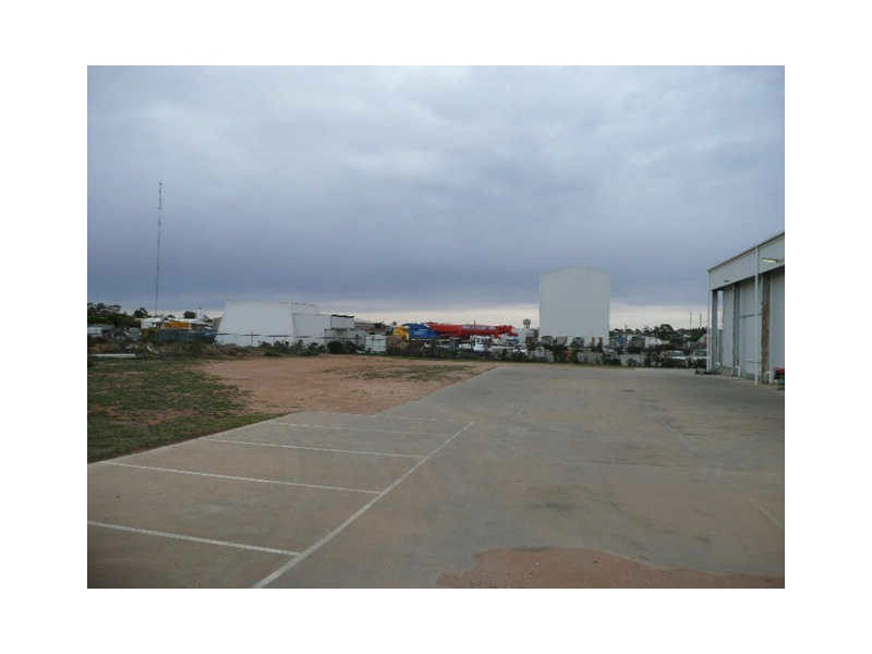 Coolstores/1091 Benetook Avenue, Mildura VIC 3500