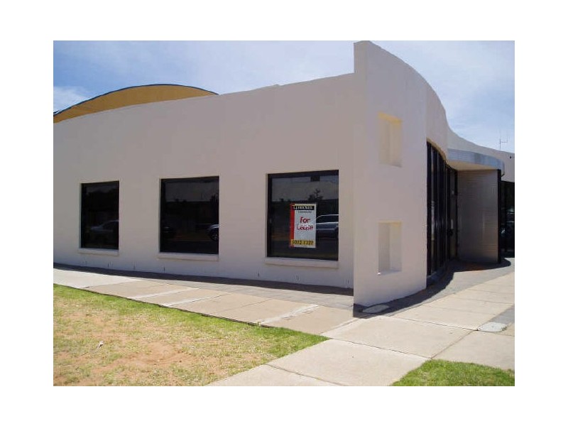 83 Pine Avenue, Mildura VIC 3500