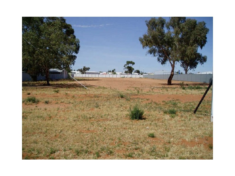 Cureton Avenue, Mildura VIC 3500