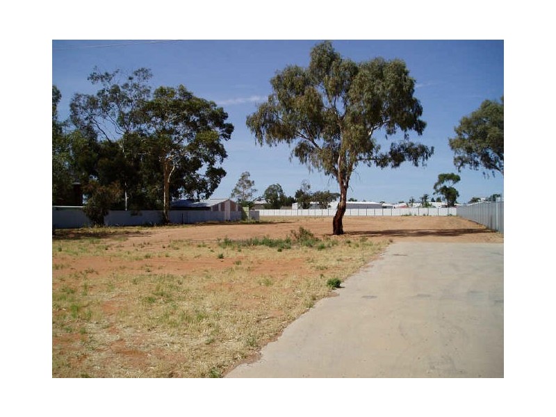 Cureton Avenue, Mildura VIC 3500
