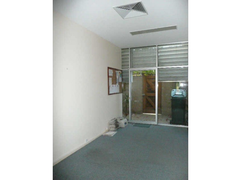 Rear Section/101 Deakin Avenue, Mildura VIC 3500