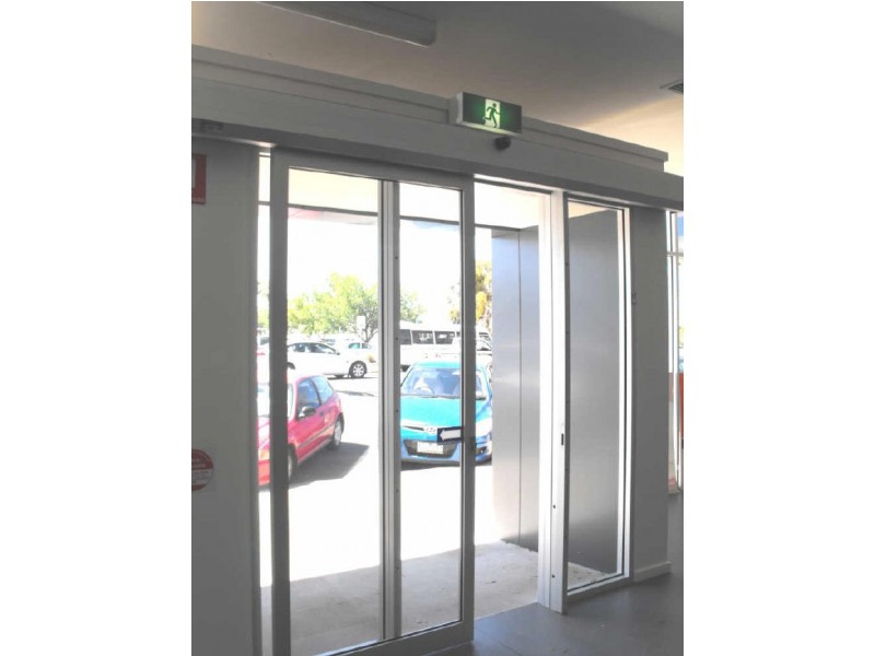 77 Lime Avenue, Mildura VIC 3500