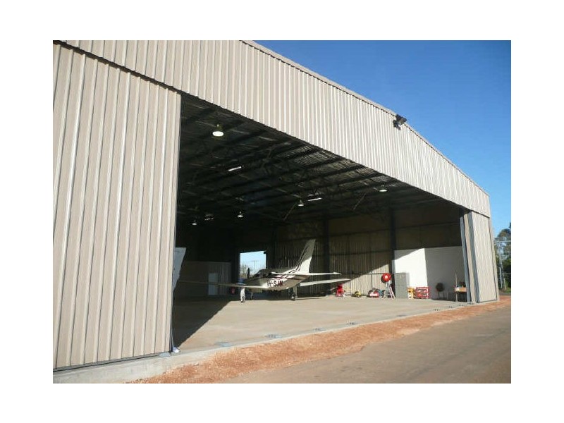 Hangar 35/ Alan Mathews Drive, Mildura South VIC 3501