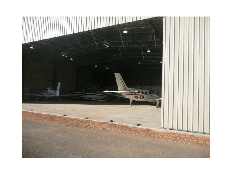 Hangar 35/ Alan Mathews Drive, Mildura South VIC 3501