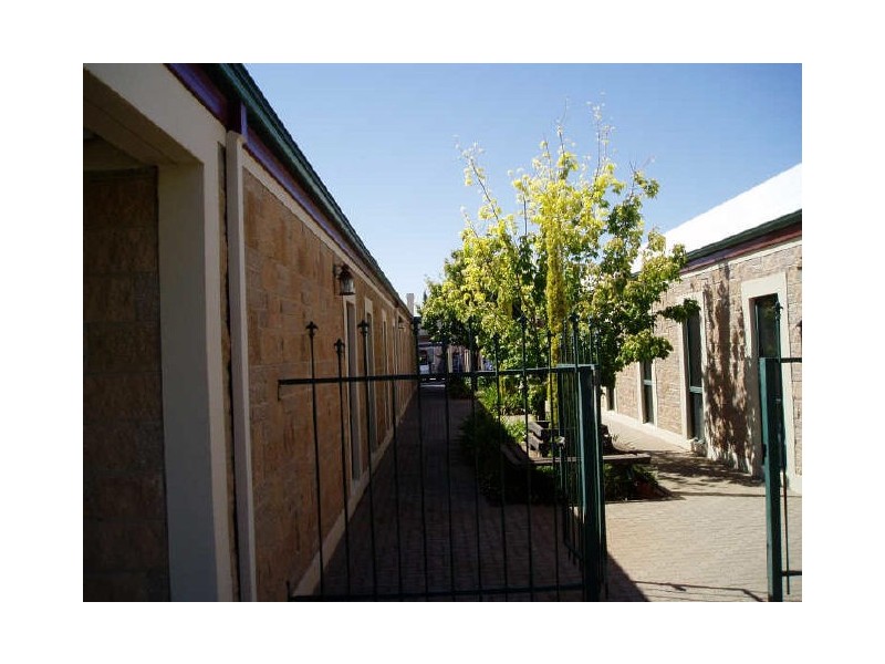 152 Lime Avenue, Mildura VIC 3500