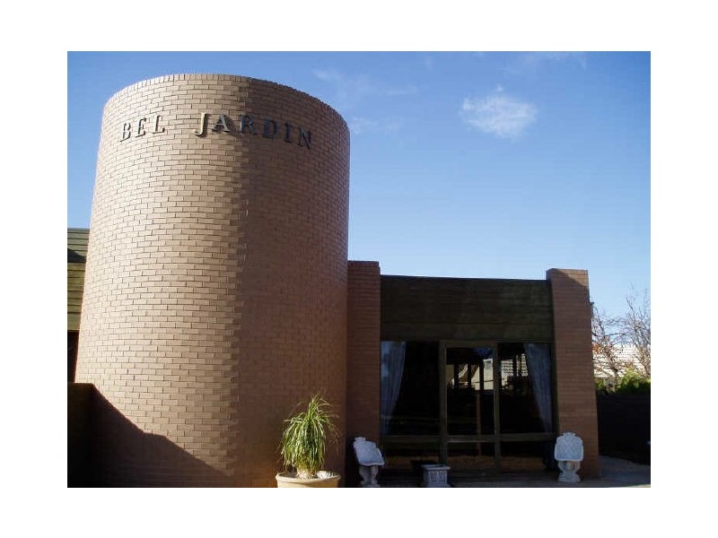 376 Deakin Avenue, Mildura VIC 3500