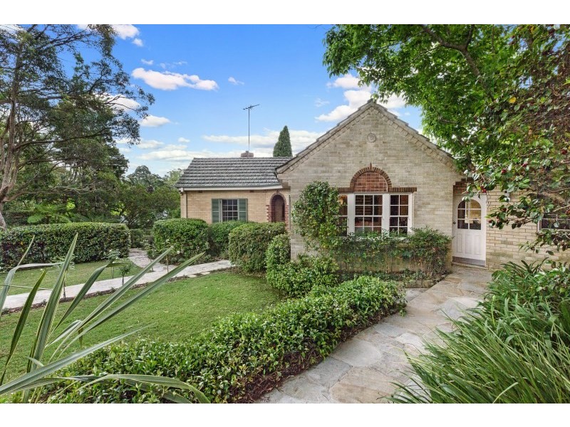 52 Ada Avenue, Wahroonga NSW 2076