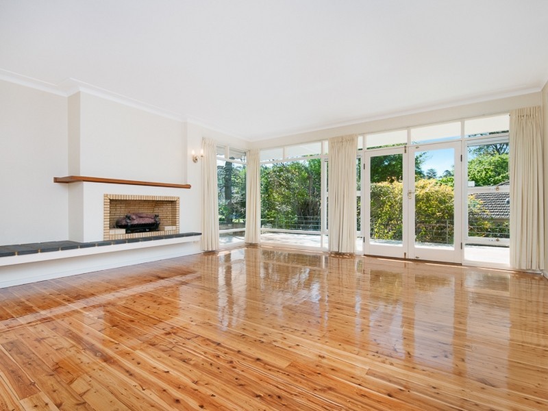 7 Young Street, Warrawee NSW 2074