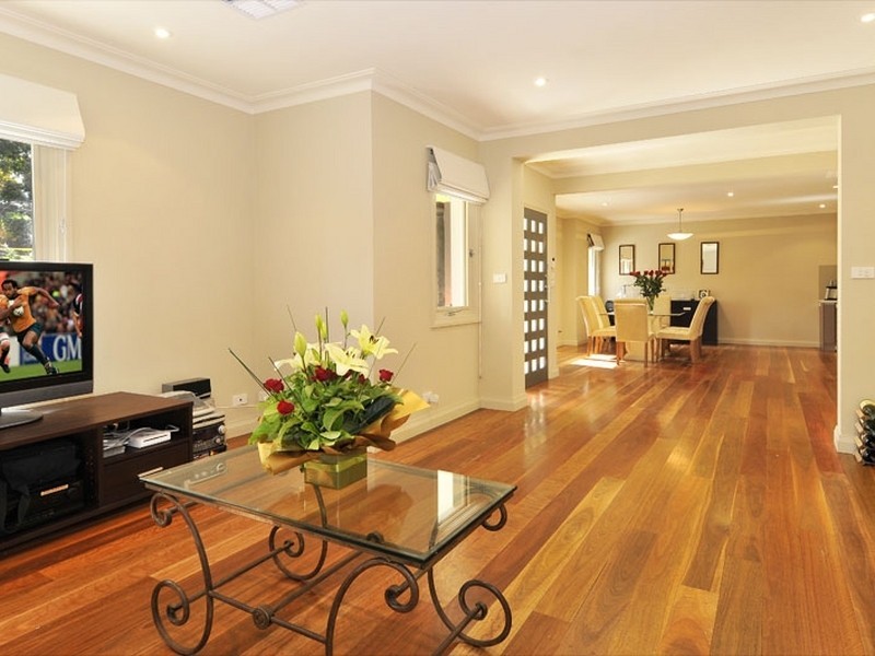 1 Raglan Street, Turramurra NSW 2074