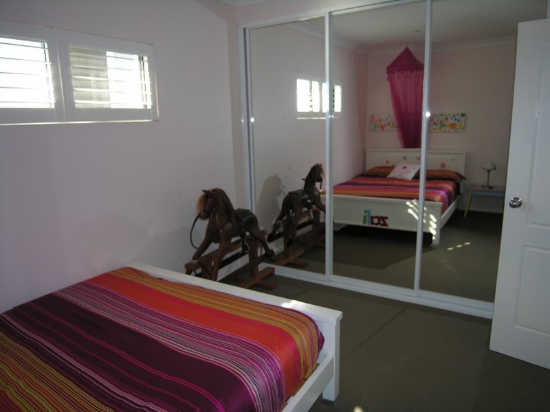 12 Robertson Road, North Curl Curl NSW 2099