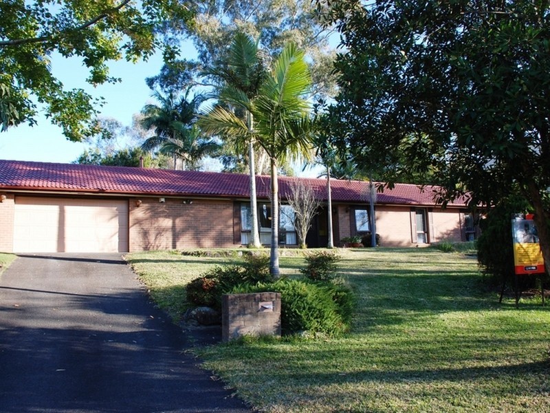 16 Page Avenue, Wahroonga NSW 2076