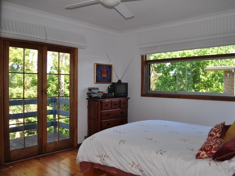 102 Woonona Avenue, Wahroonga NSW 2076