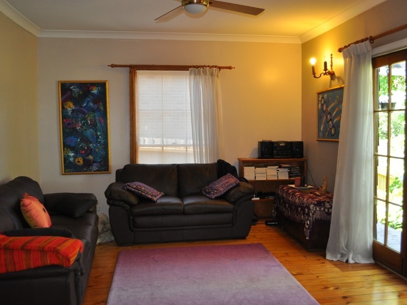 102 Woonona Avenue, Wahroonga NSW 2076