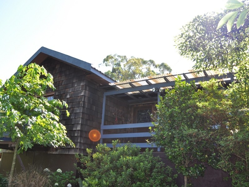 102 Woonona Avenue, Wahroonga NSW 2076