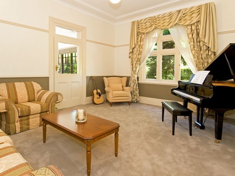 6 Cleveland Street, Wahroonga NSW 2076