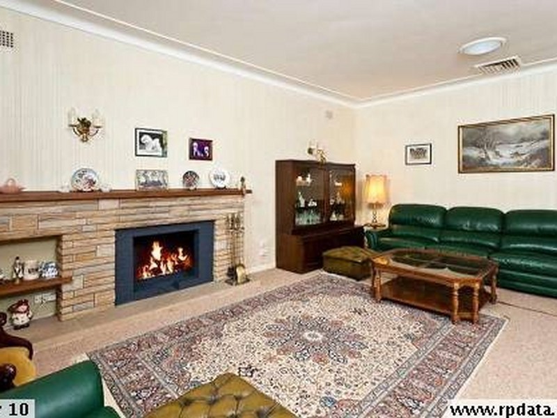 4 Stuart Street, Wahroonga NSW 2076