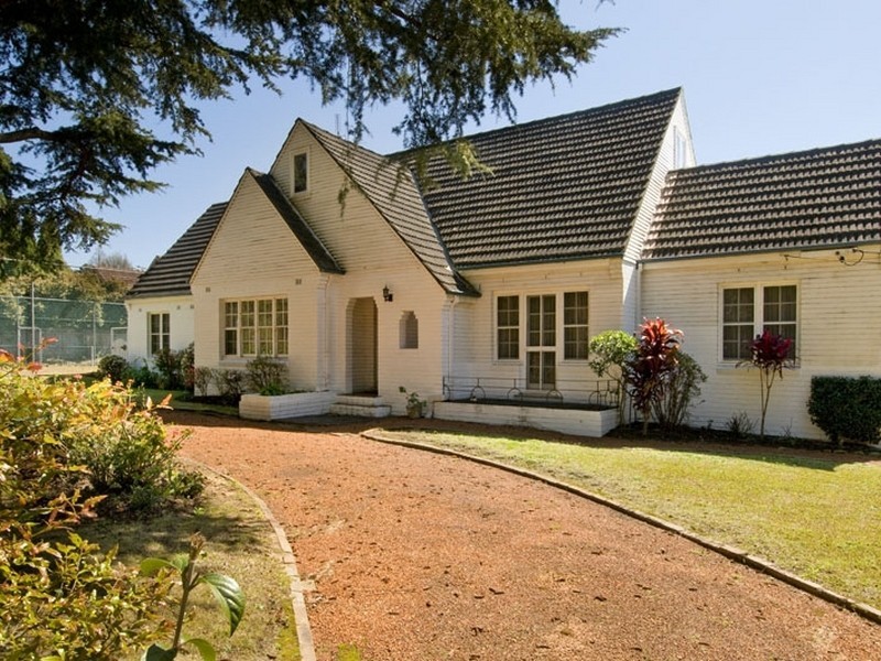 128 Junction Road, Wahroonga NSW 2076