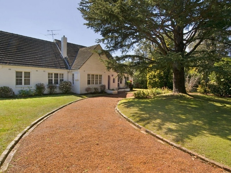 128 Junction Road, Wahroonga NSW 2076