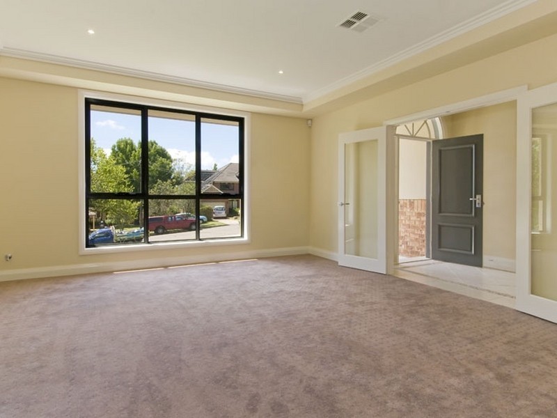 8 Surrey Road, Turramurra NSW 2074