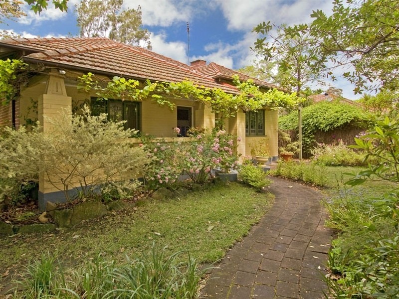 32 Ingram Road, Wahroonga NSW 2076