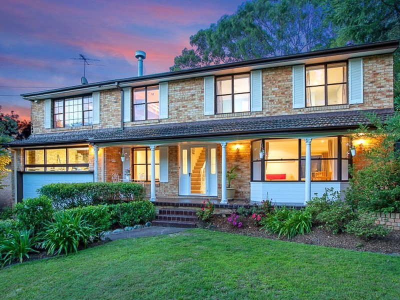 17 Page Avenue, Wahroonga NSW 2076