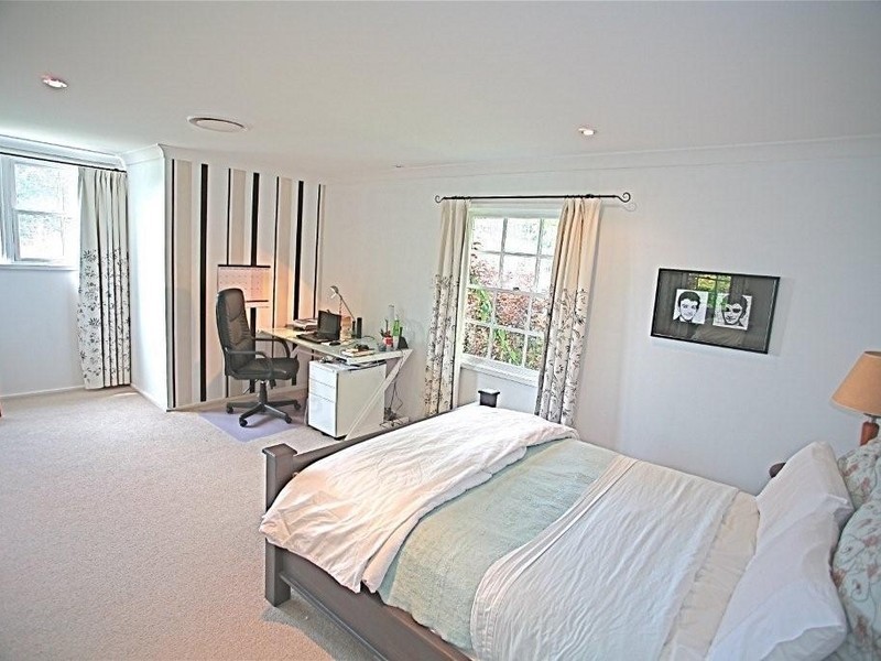 14 Page Avenue, Wahroonga NSW 2076