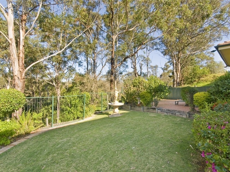 16 Boden Place, Castle Hill NSW 2154