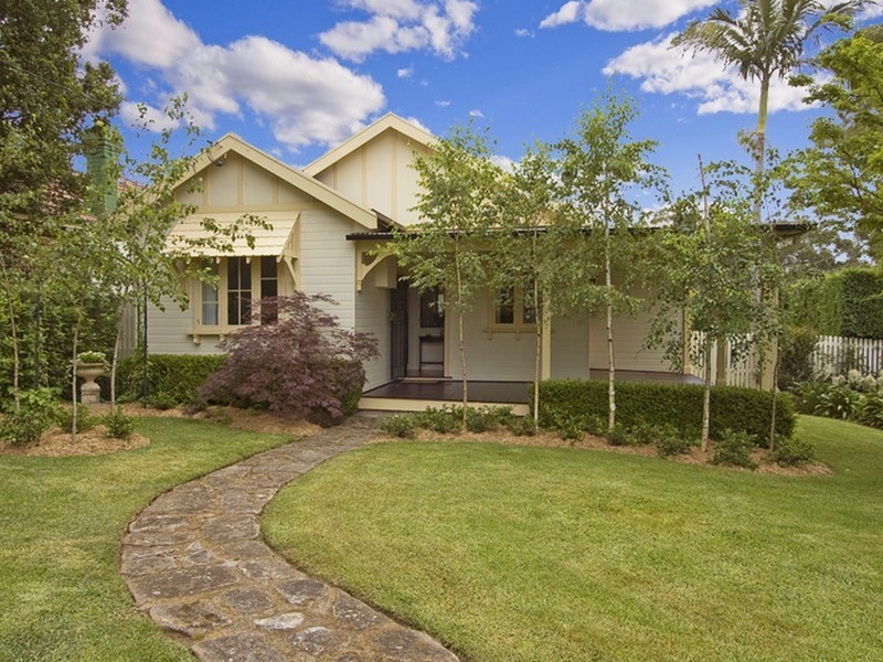 32 Westbrook Avenue, Wahroonga NSW 2076