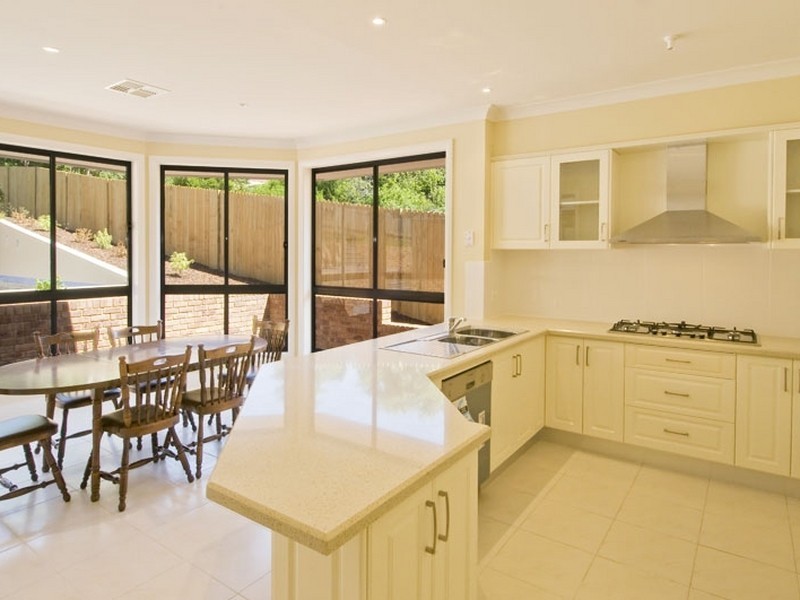 8 Surrey Road, Turramurra NSW 2074