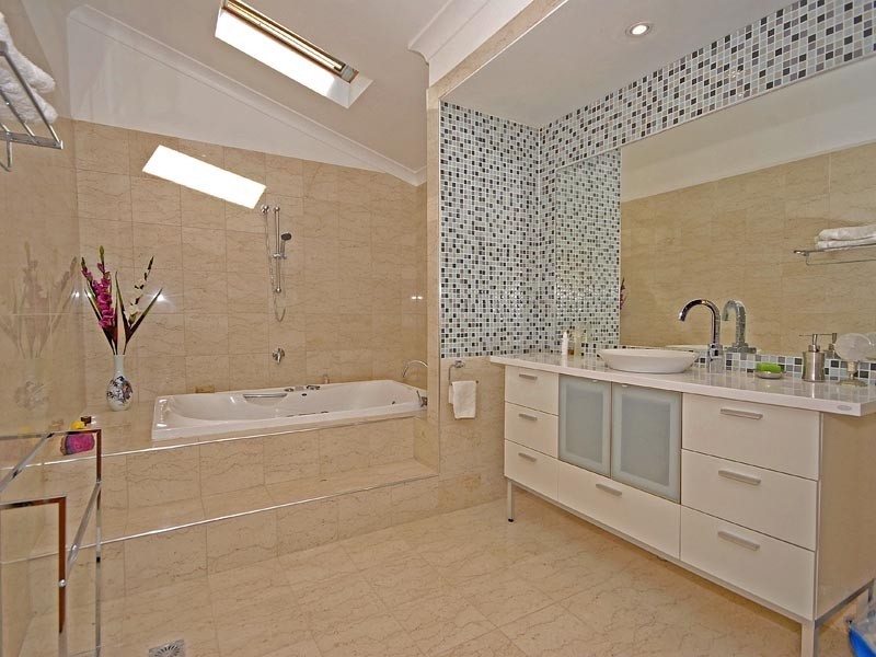 35 Barton Crescent, Wahroonga NSW 2076