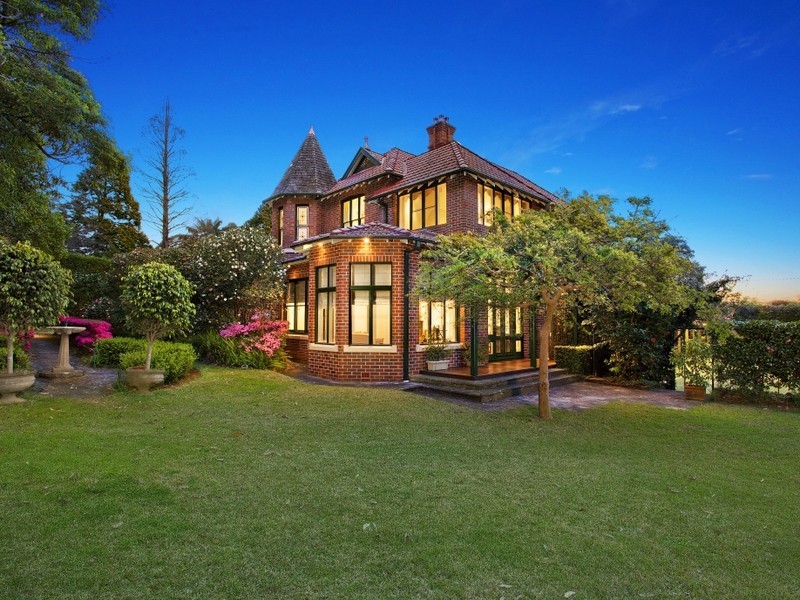 10 Cleveland Street, Wahroonga NSW 2076