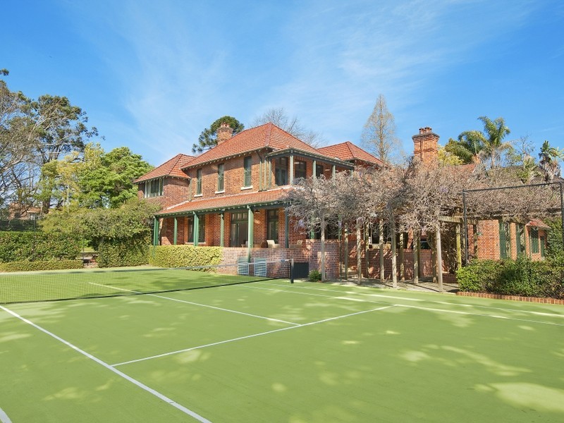 10 Cleveland Street, Wahroonga NSW 2076