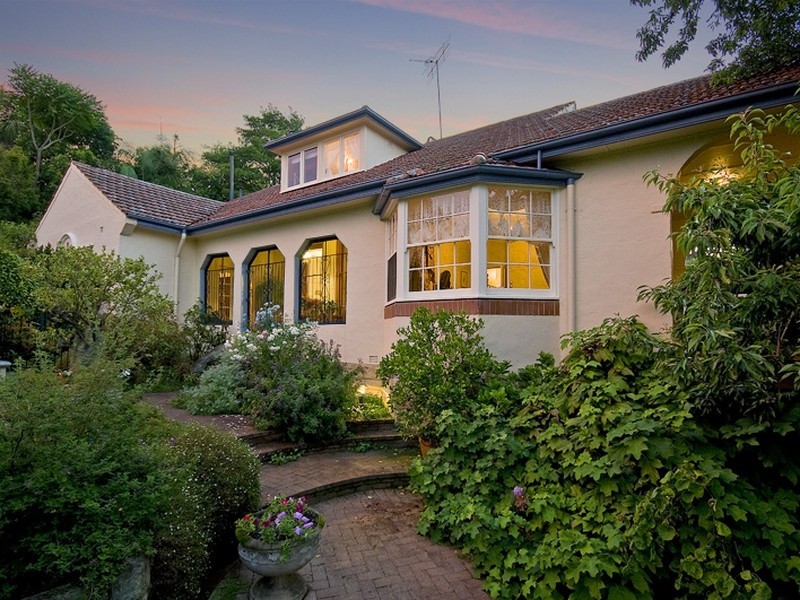 6 Laurel Avenue, Turramurra NSW 2074