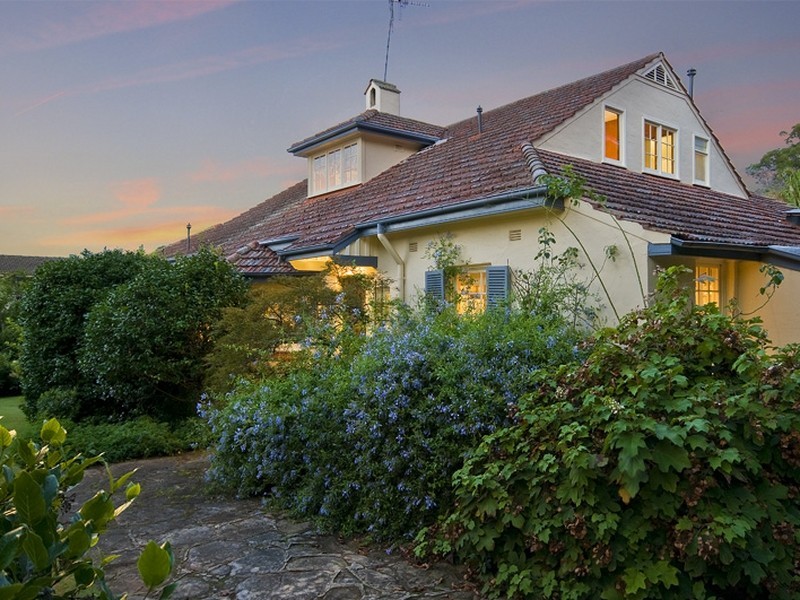 6 Laurel Avenue, Turramurra NSW 2074