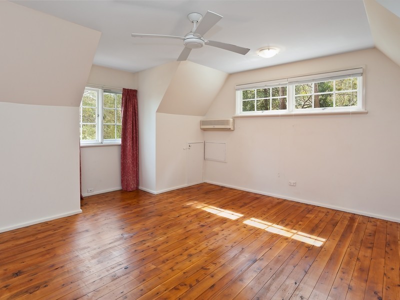 102 Campbell Drive, Wahroonga NSW 2076