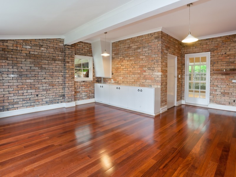 102 Campbell Drive, Wahroonga NSW 2076