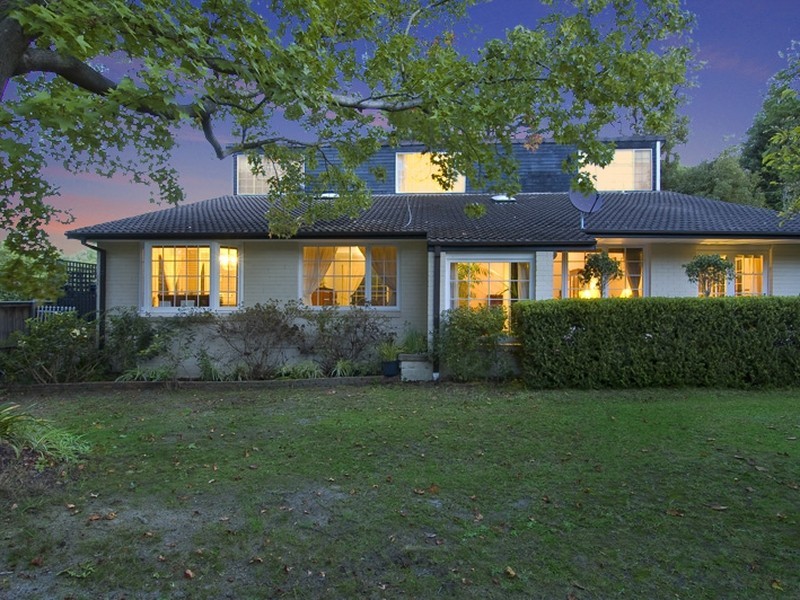 81 Hampden Avenue, Wahroonga NSW 2076