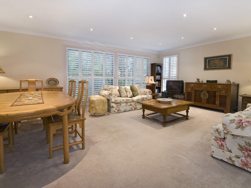 2/8-14 Isis Street, Wahroonga NSW 2076