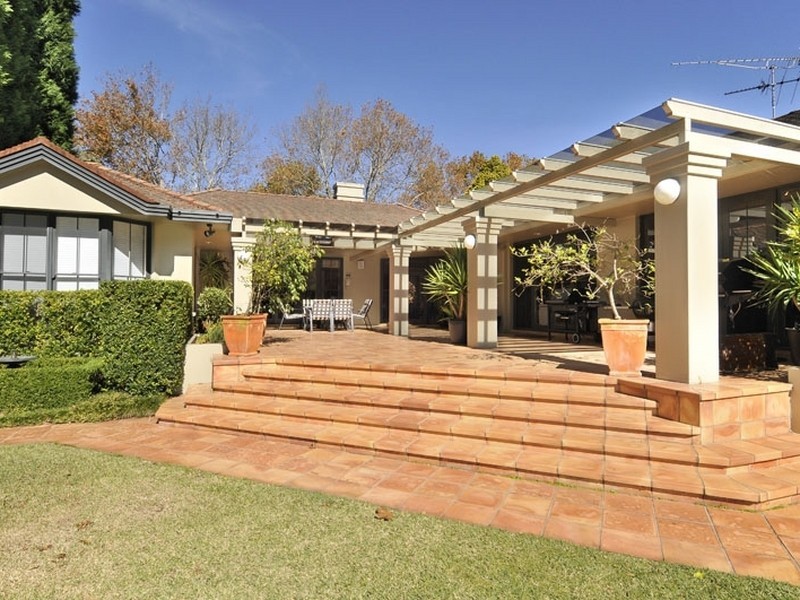 44A Burns Road, Wahroonga NSW 2076