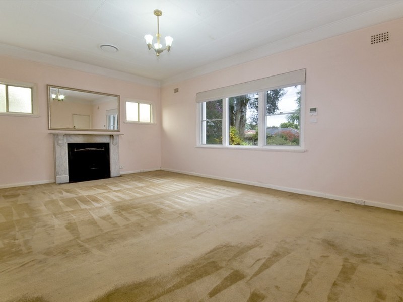 2 Collings Street, Wahroonga NSW 2076