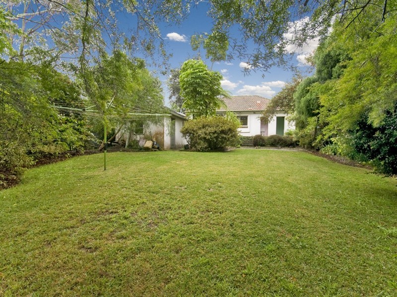 2 Collings Street, Wahroonga NSW 2076