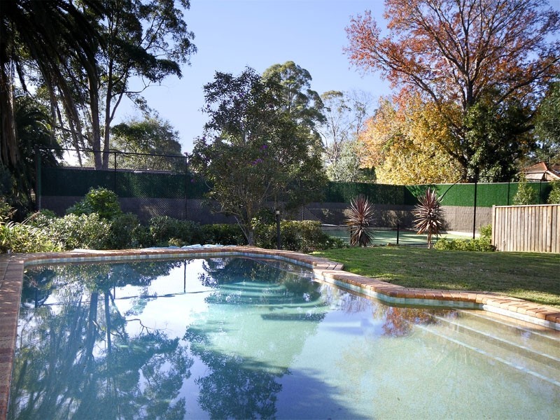 1 Bareena Avenue, Wahroonga NSW 2076