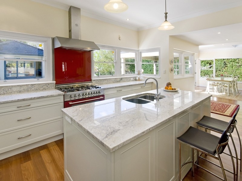 15 Bangalla Street, Warrawee NSW 2074