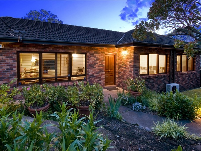 23 Hunter Avenue, St Ives NSW 2075