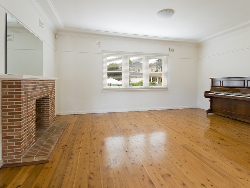 6 Ascot Avenue, Wahroonga NSW 2076