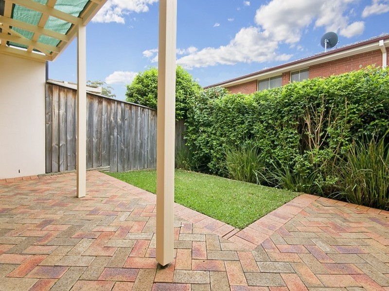 2/4 Carden Avenue, Wahroonga NSW 2076